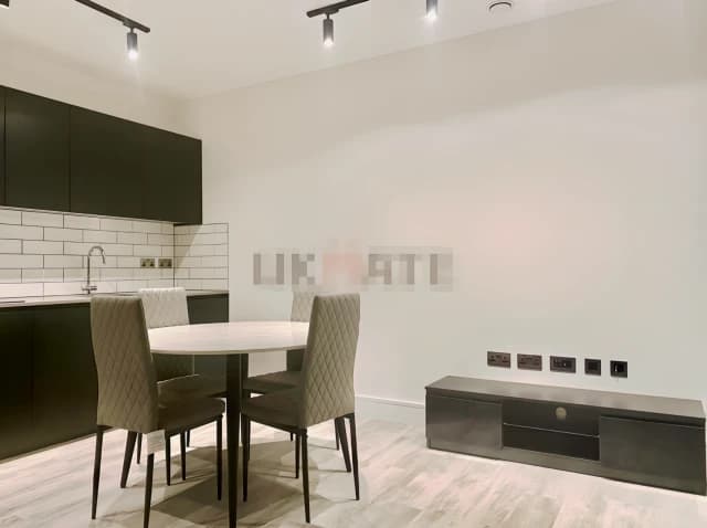 1 Bedroom 1 Bathroom