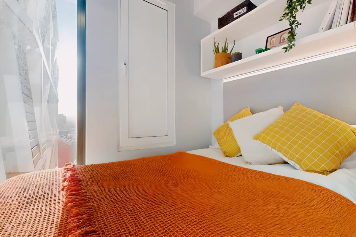 Gob IQ Aldgate Residence