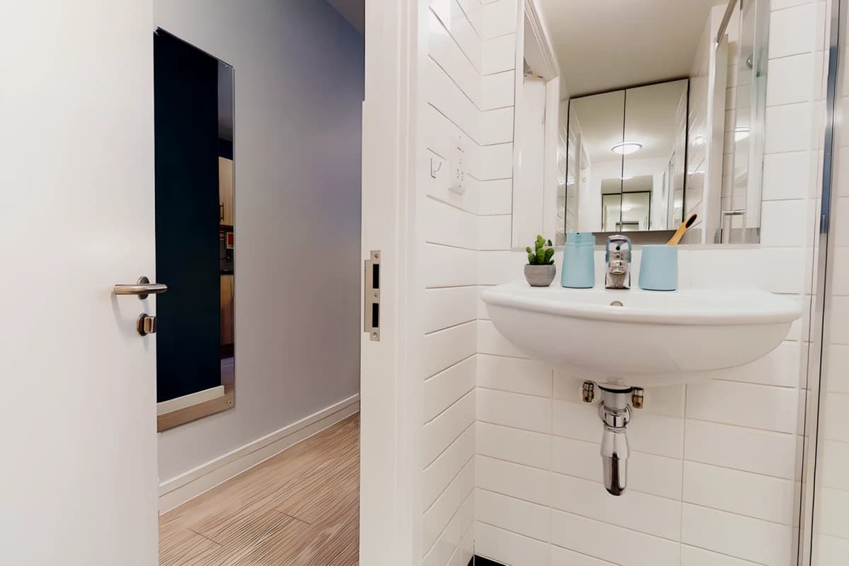 Gob Hammersmith Residence image