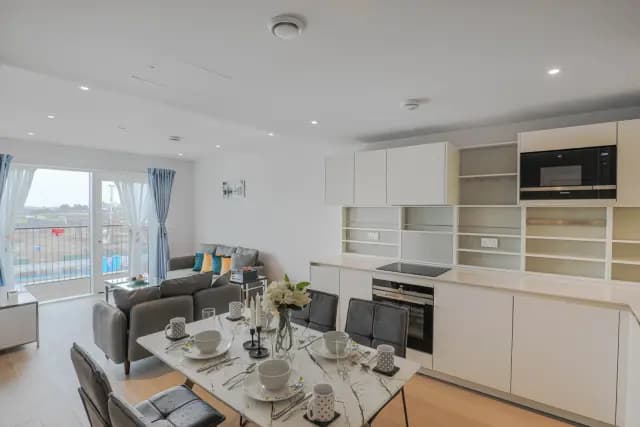 1 Bedroom 1 Bathroom
