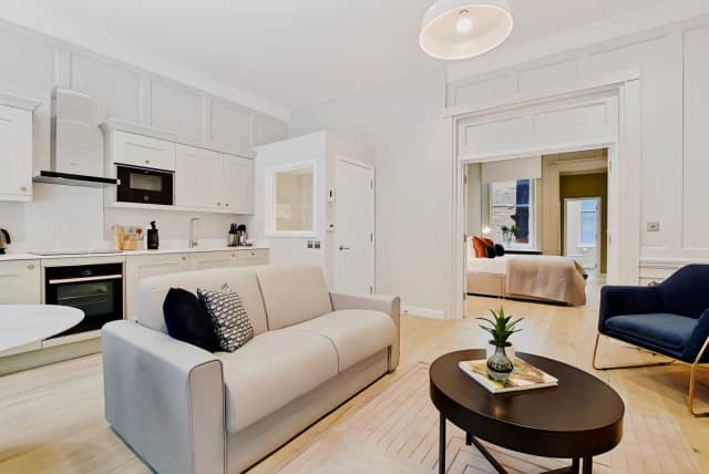 1 Bedroom Apartment