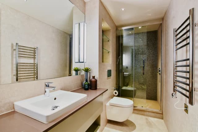 3 bedroom 2 bathroom