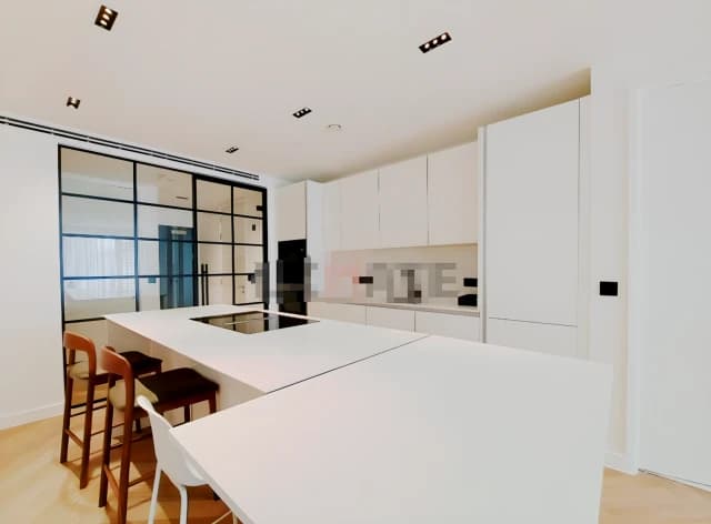 UM-One Cluny Mews 3