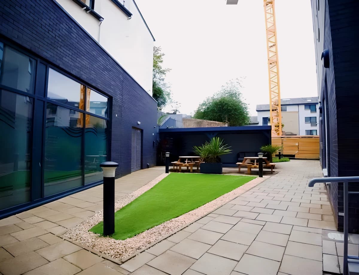Panmure Court image