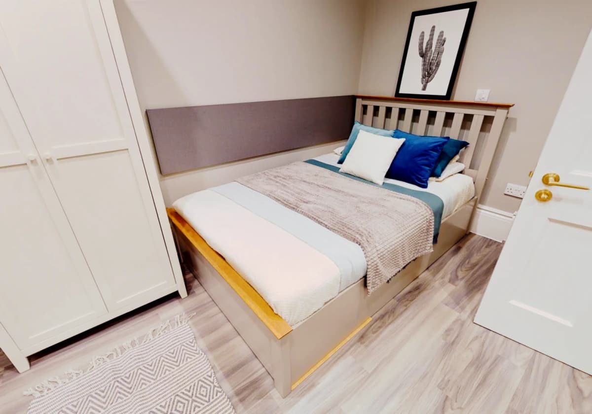 iQ Elliott House image