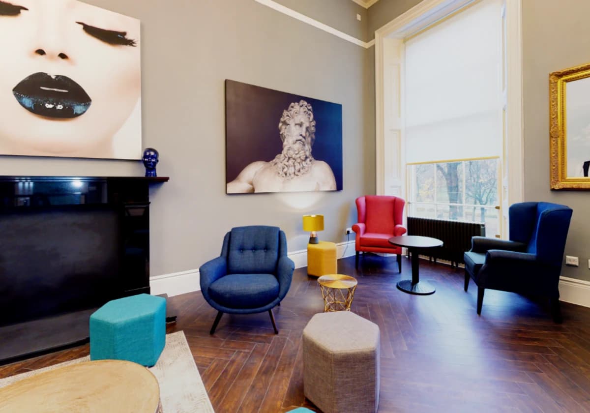 iQ Elliott House image