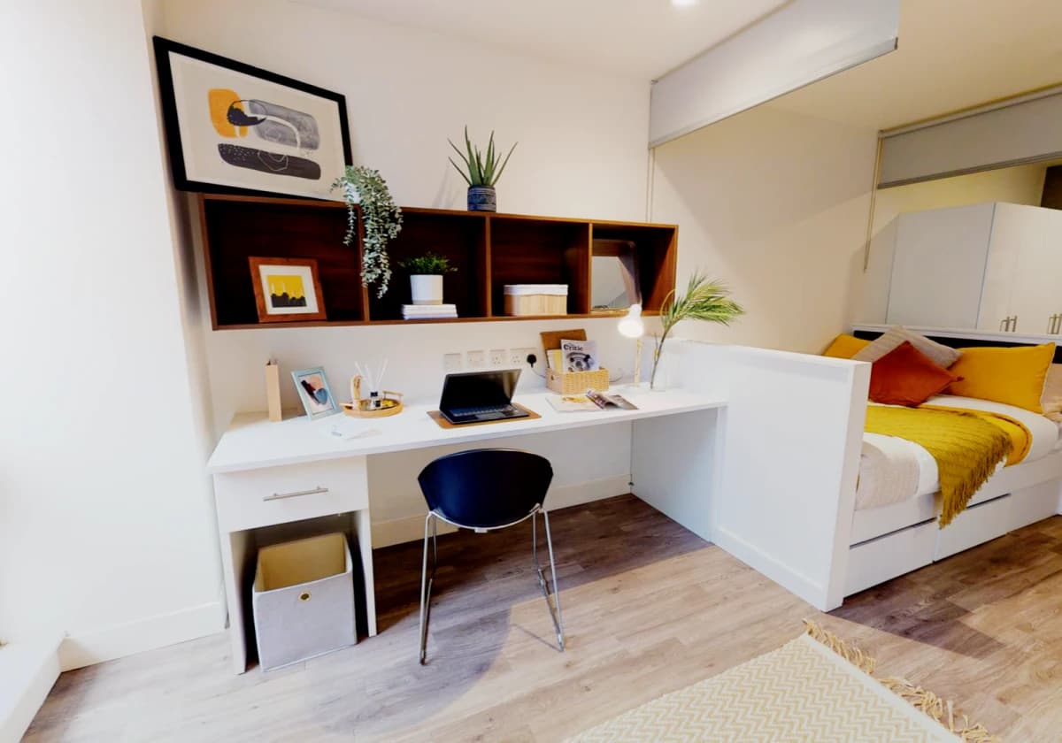 iQ Elliott House image