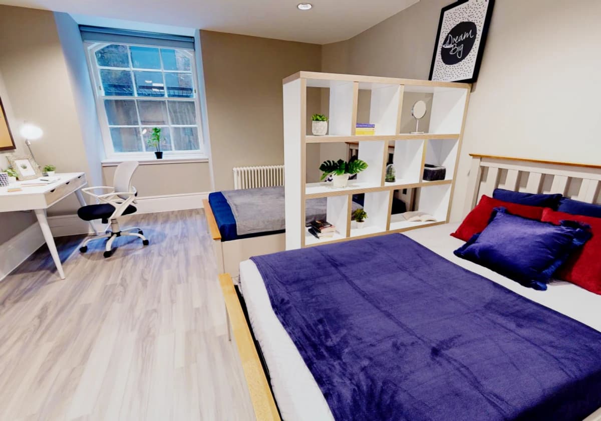 iQ Elliott House image