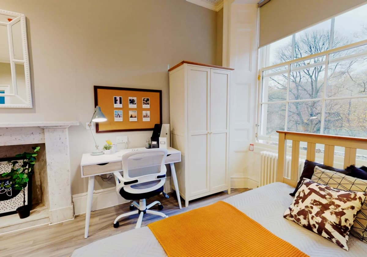 iQ Elliott House image