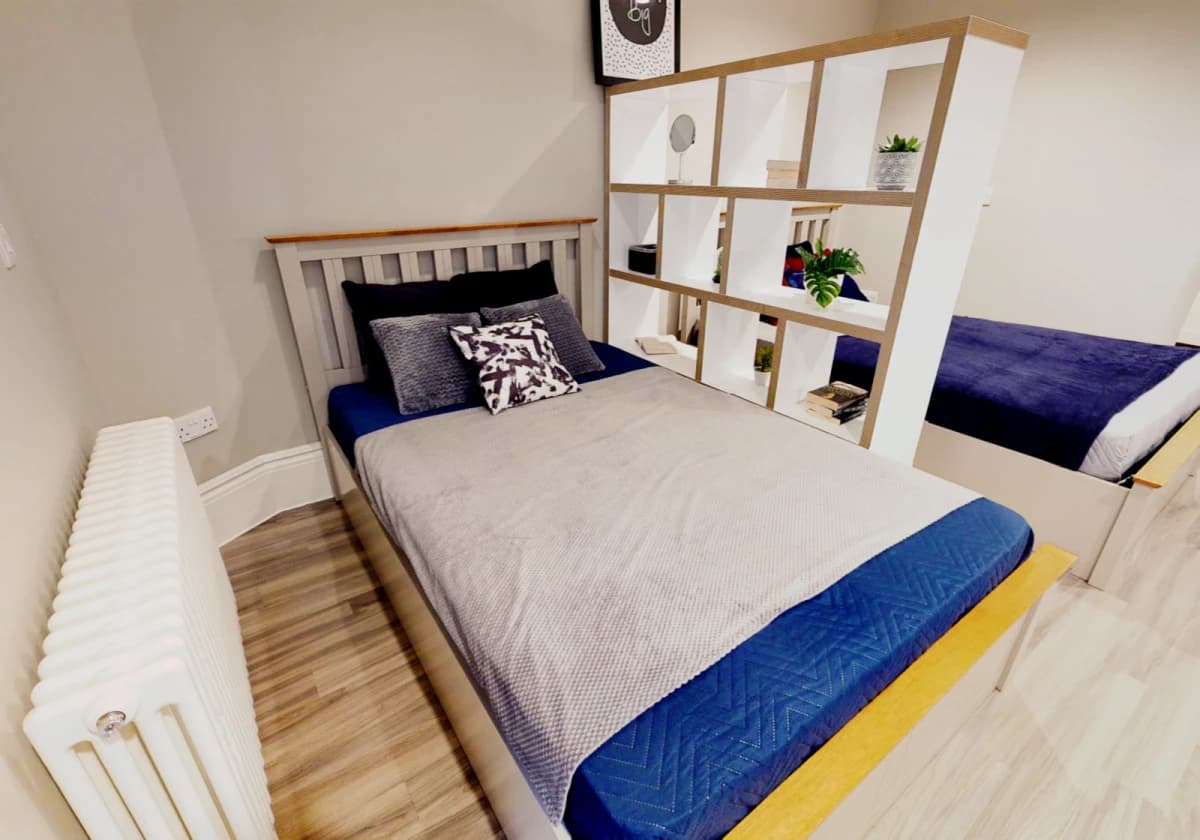 iQ Elliott House image