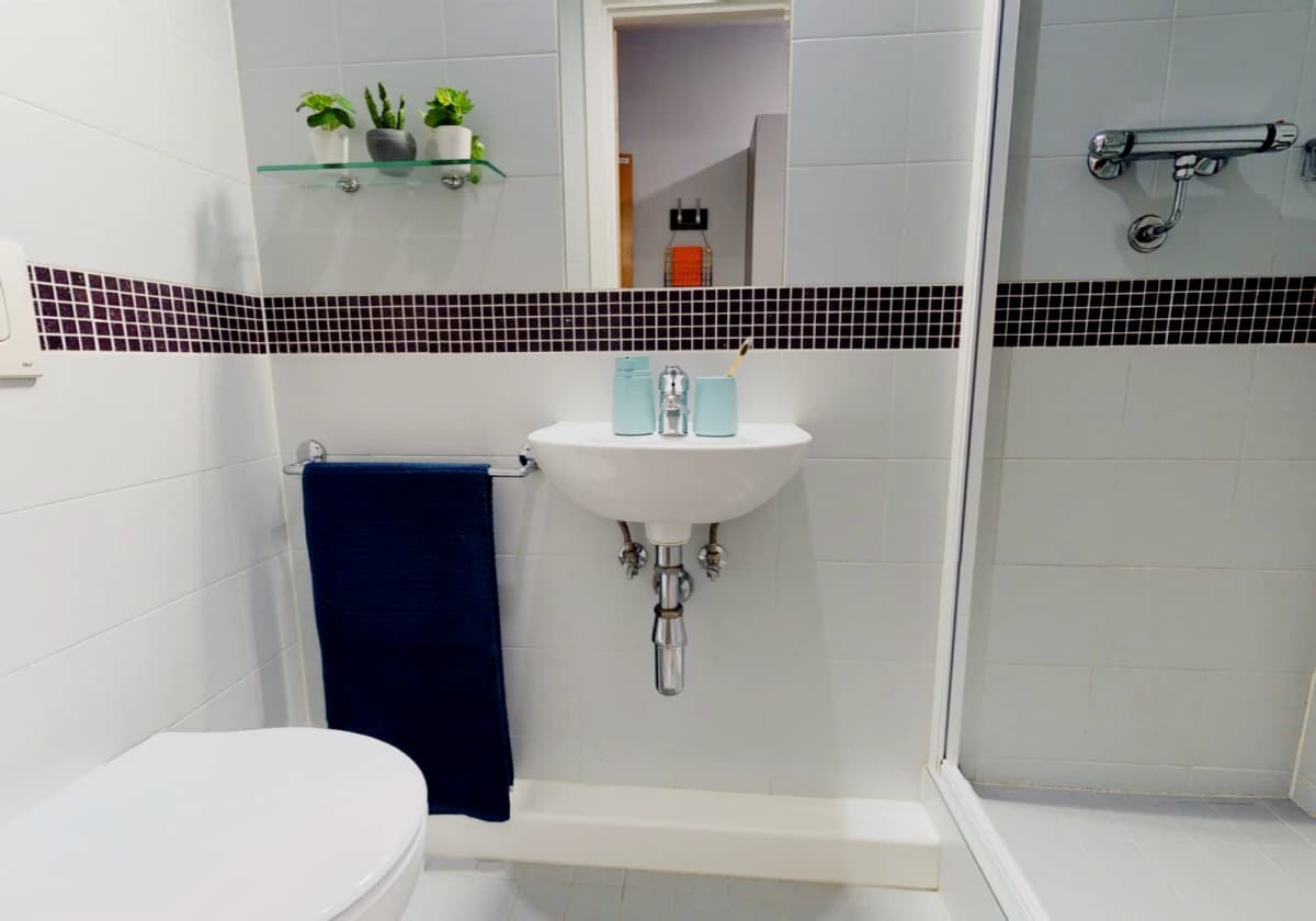 iQ Fountainbridge image