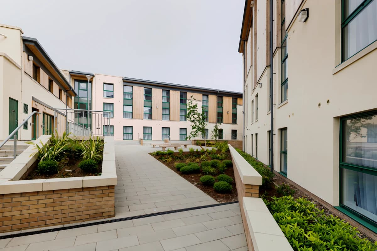 Outdoor Features