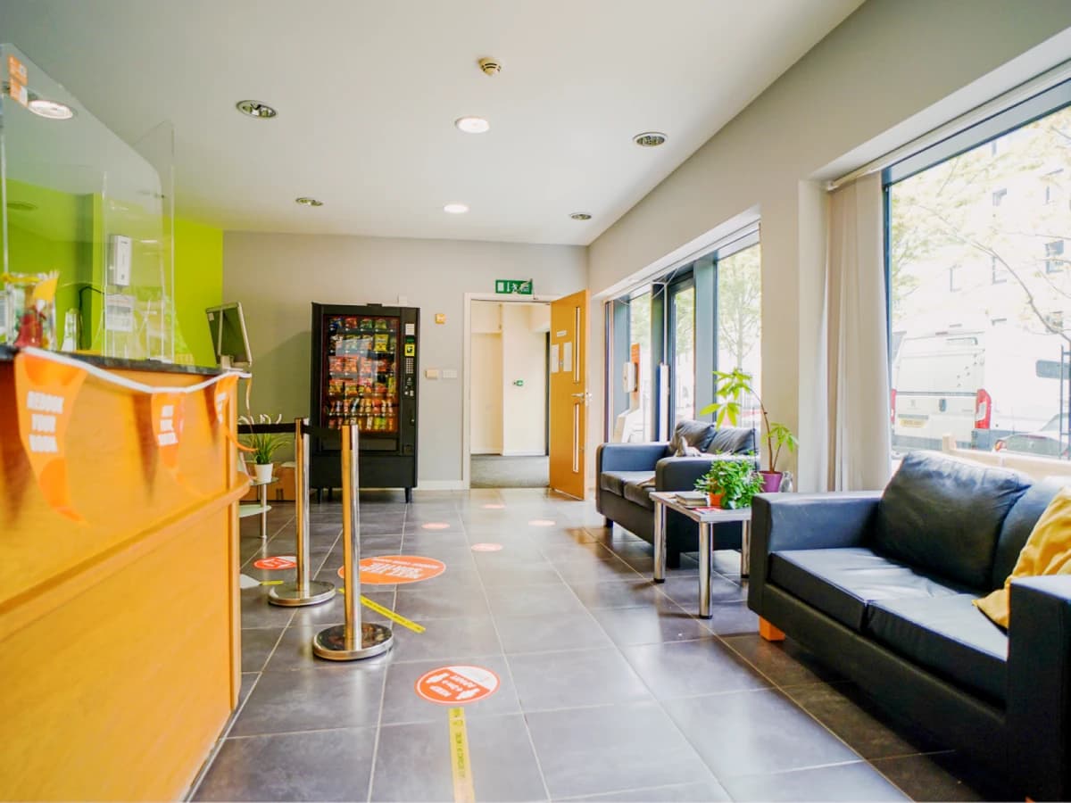 Beaverbank Place image