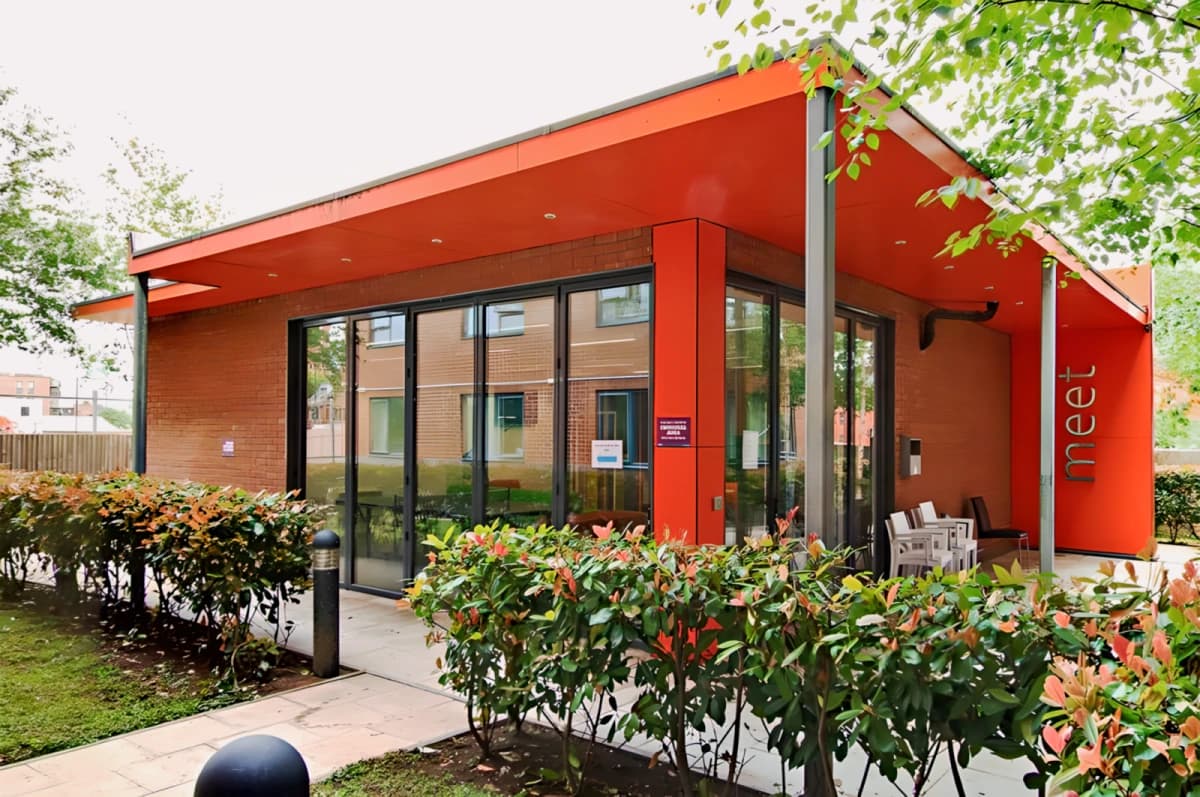 Outdoor Features