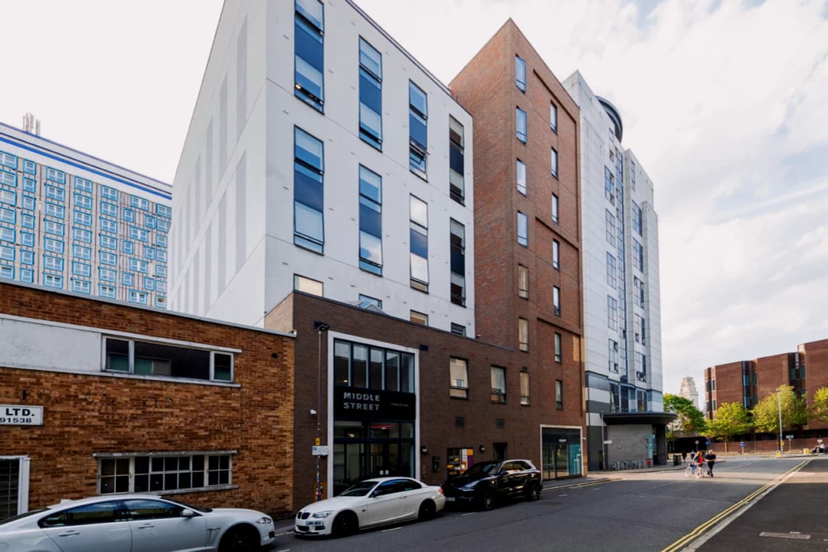 Middle Street image 3