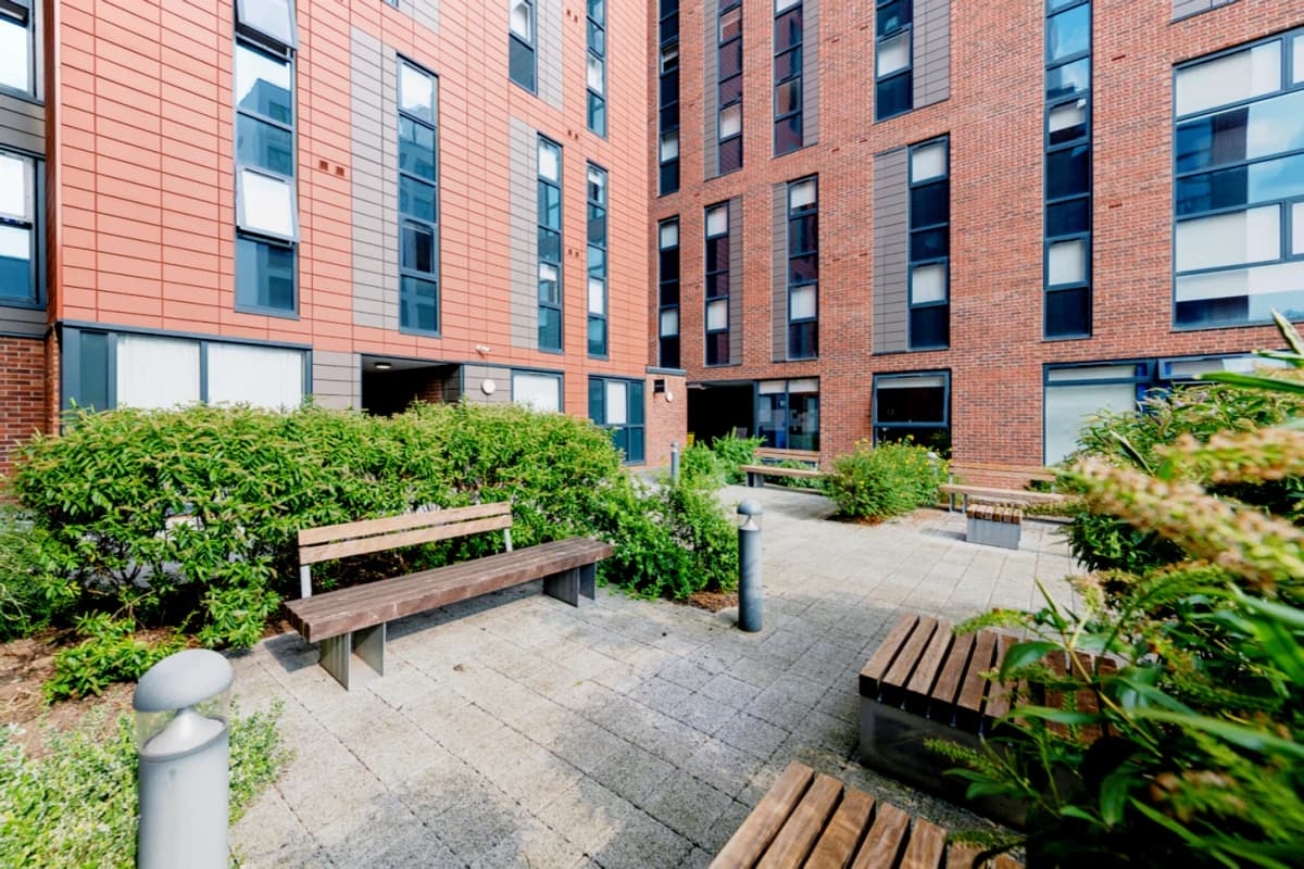 Outdoor Features