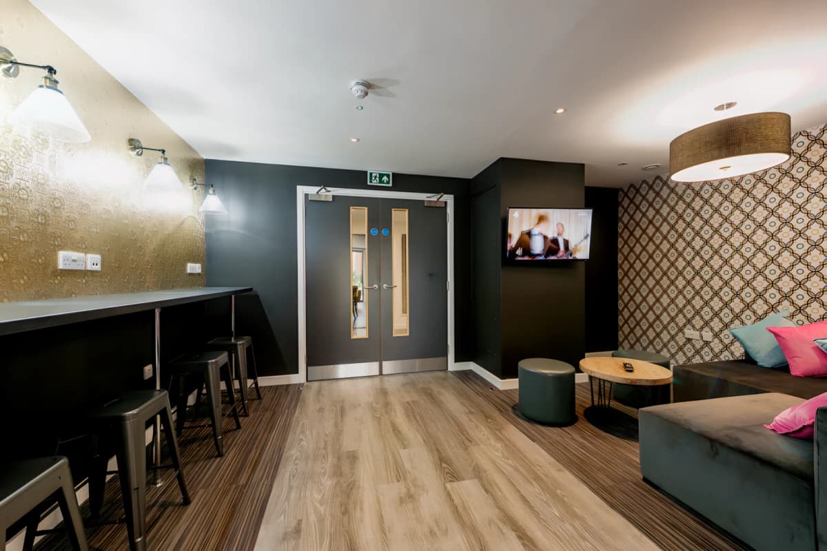 Canterbury Student Manor image