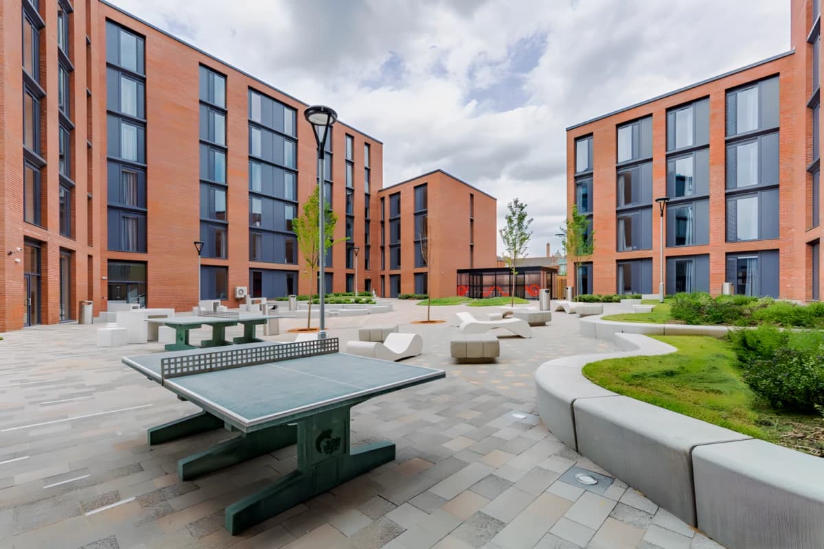 Outdoor Features