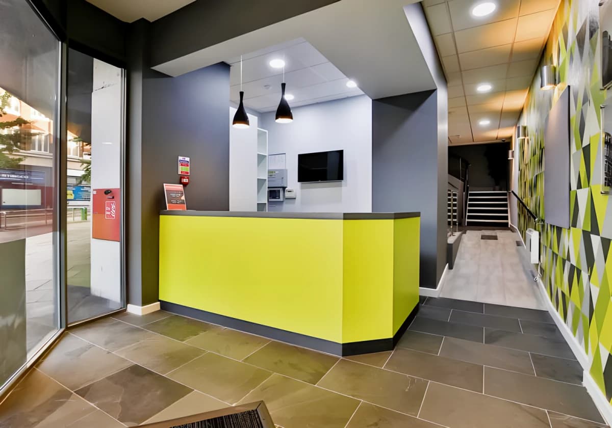 iQ Newtown House image
