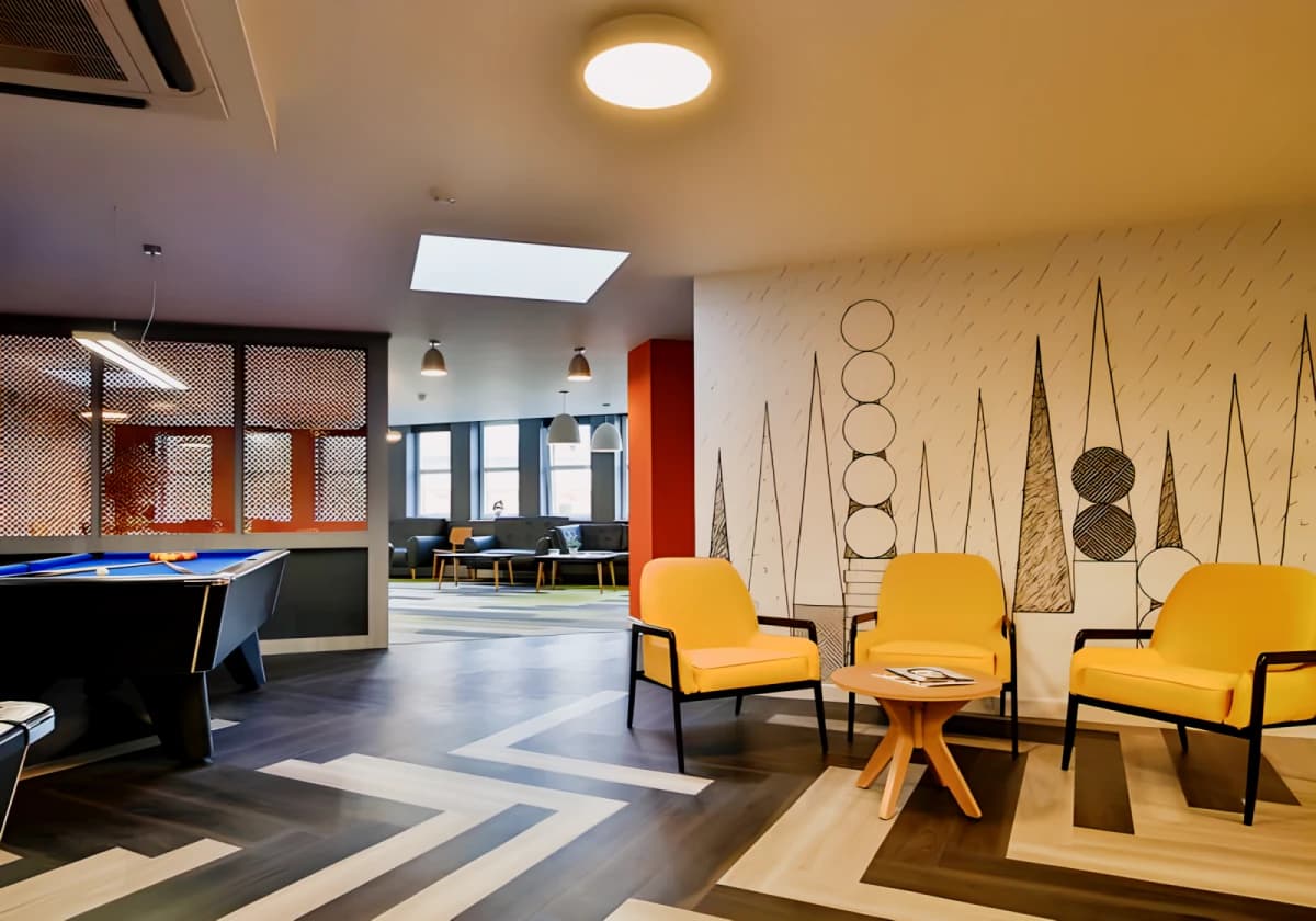 iQ Newtown House image