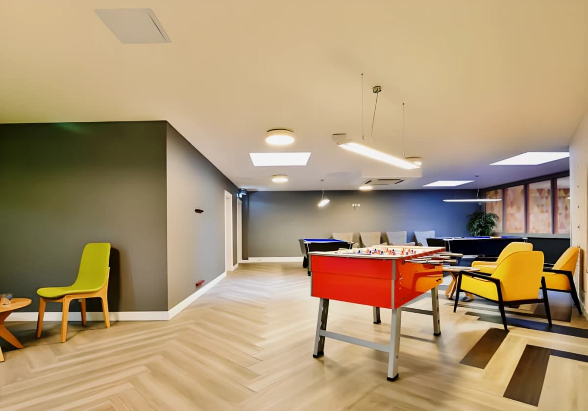 iQ Newtown House image