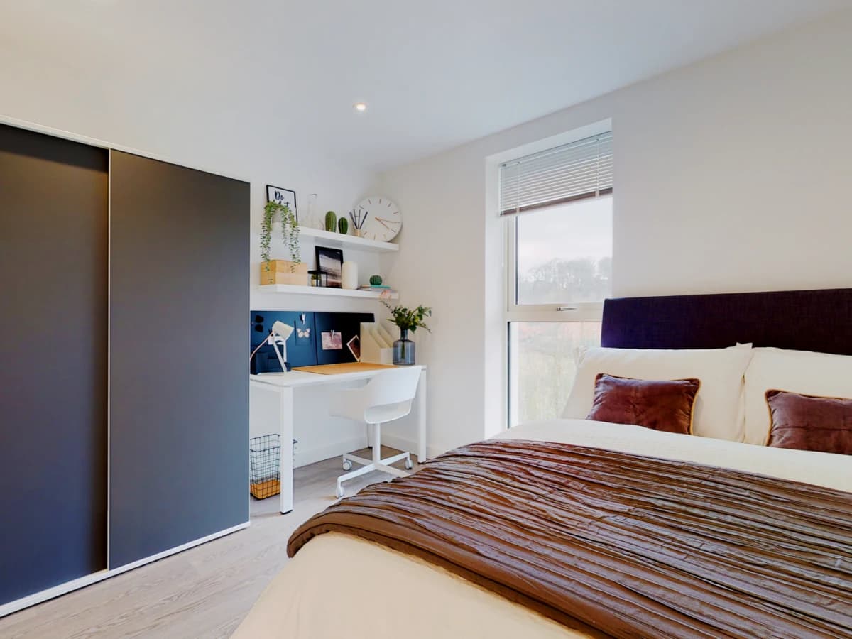 One London Road image