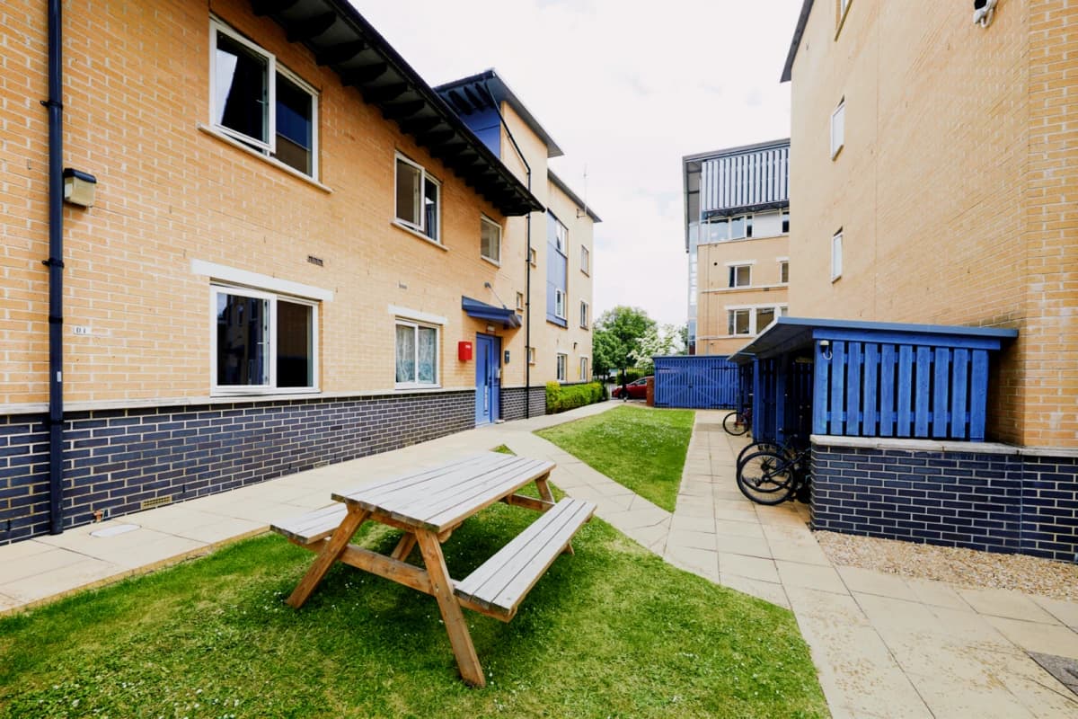 Outdoor Features