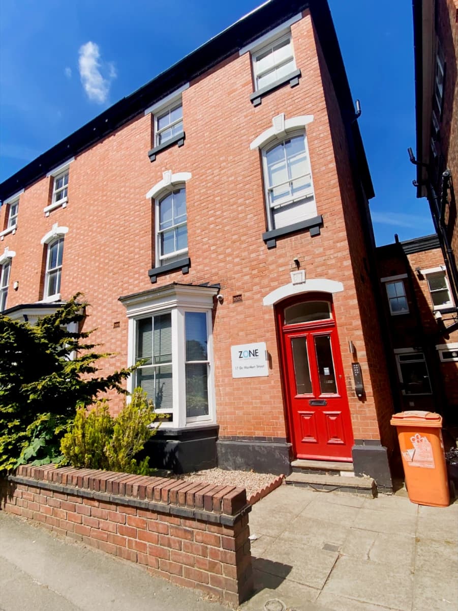 17 De Montfort Street image 2