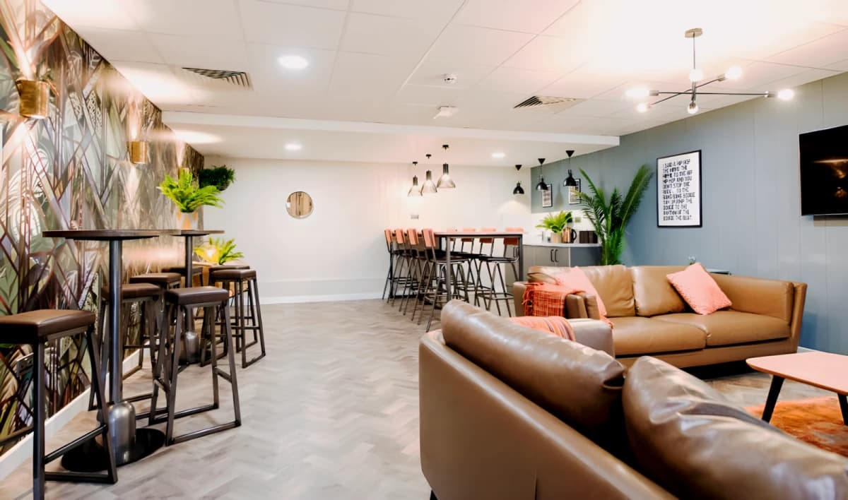 Zone 22 Upperton Road image