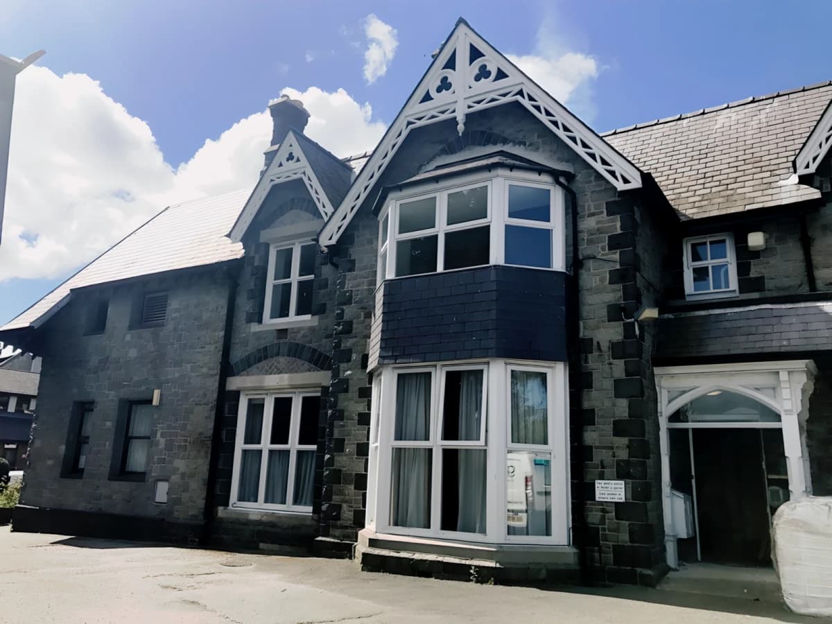 Meirion Hall