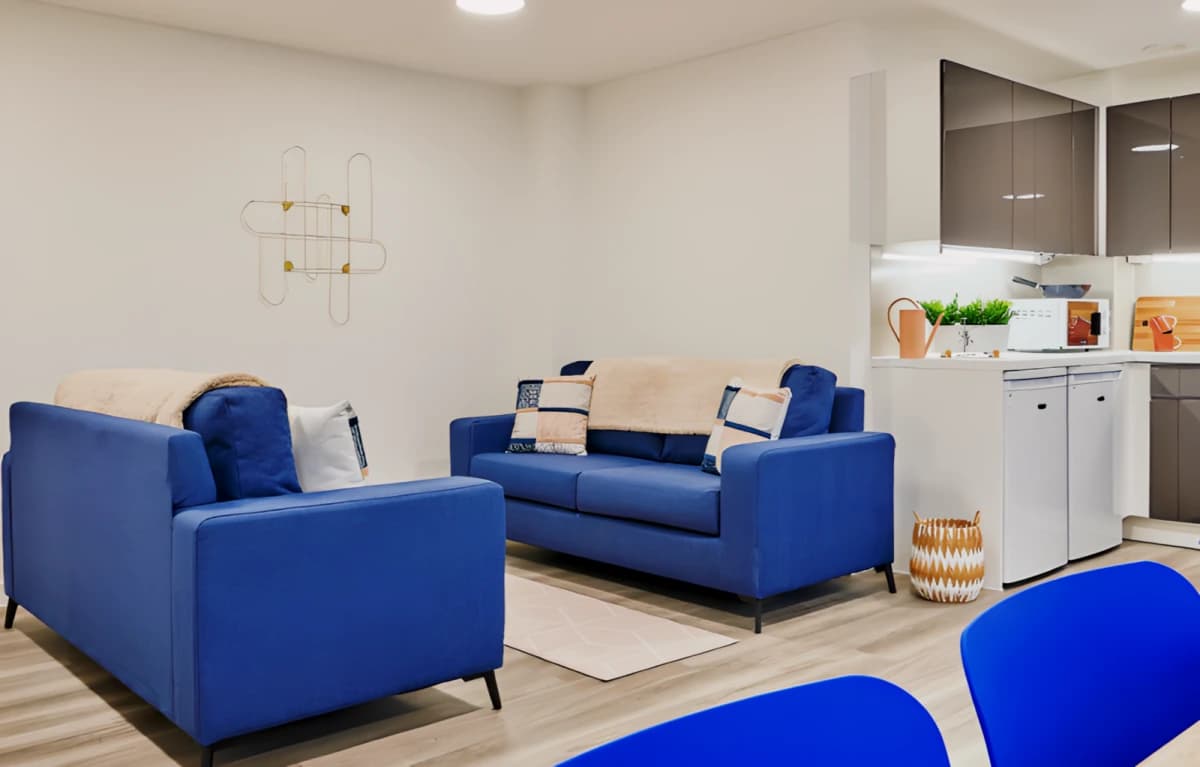 Currus Court image
