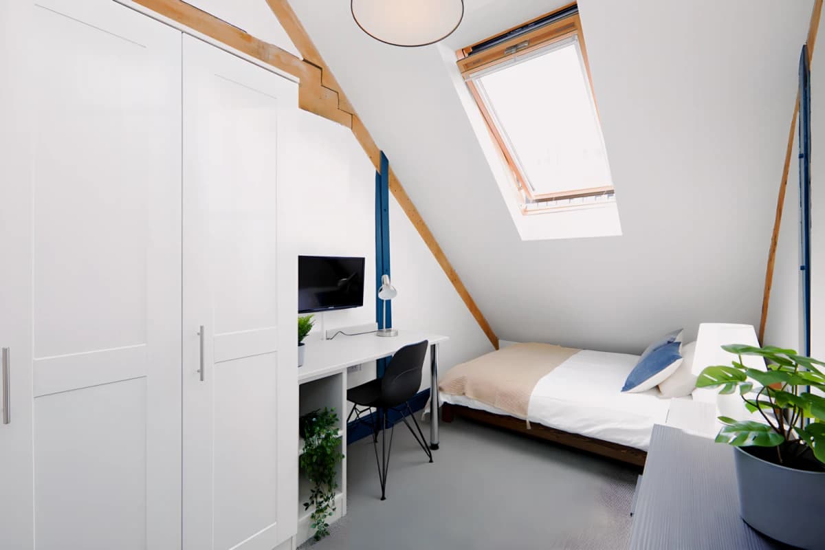 Flat 20, Shoe & Boot Factory image