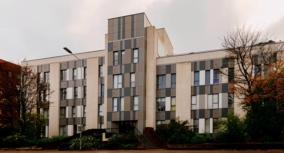 Reading Serviced Apartments image 5