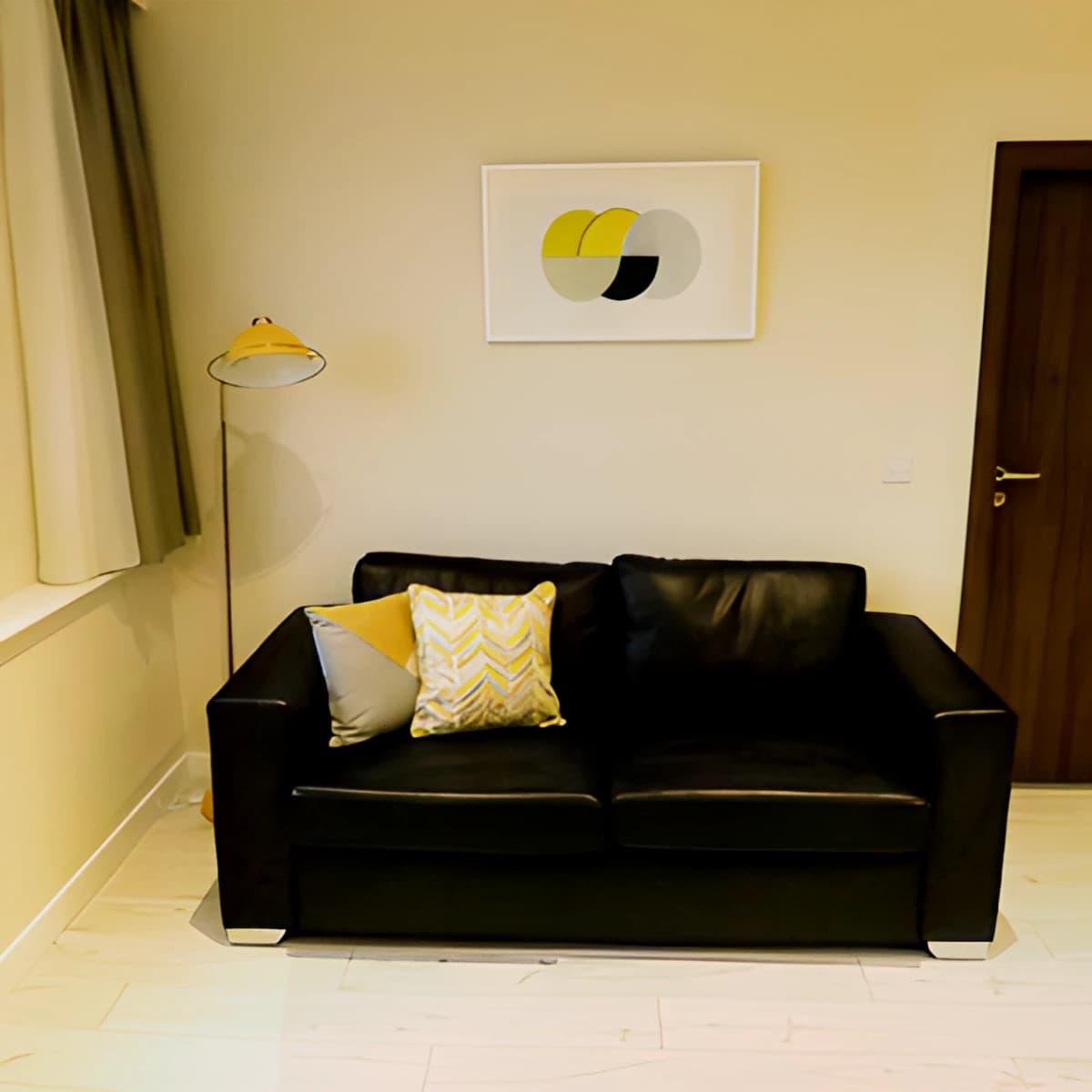 Aparthotels Newport image