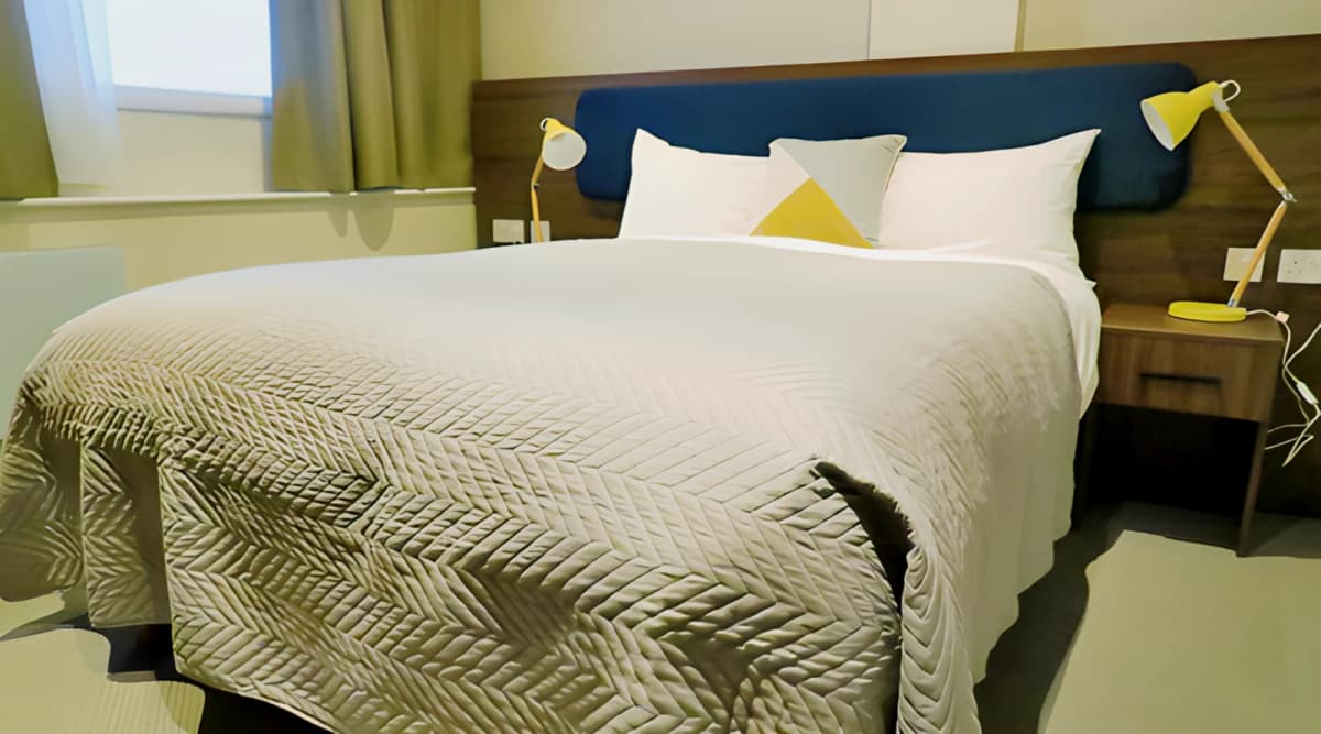 Aparthotels Newport image