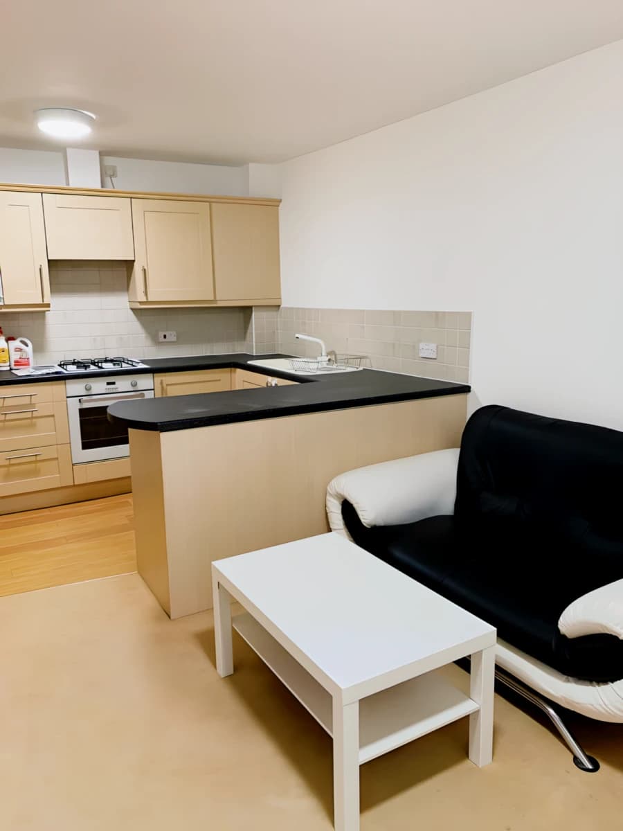 Elizabeth Court  LA1