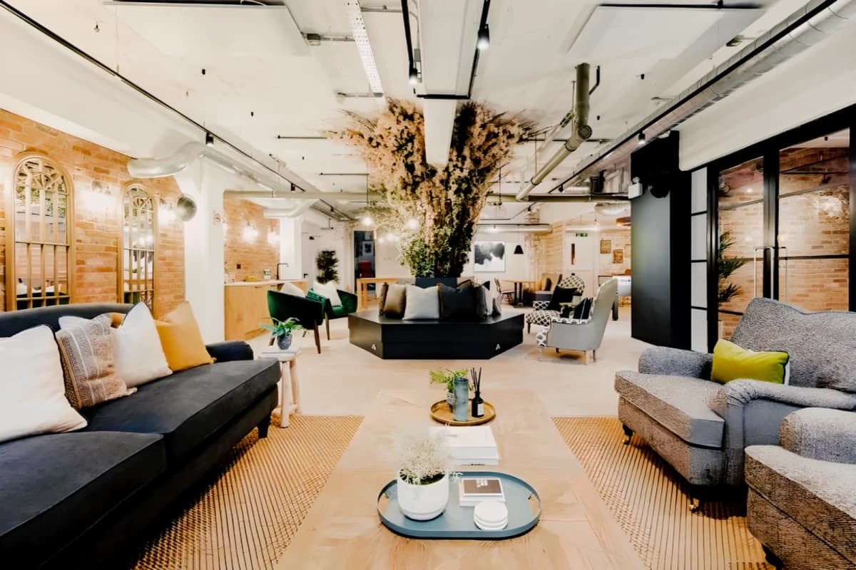 Queens Street Serviced Apartments image