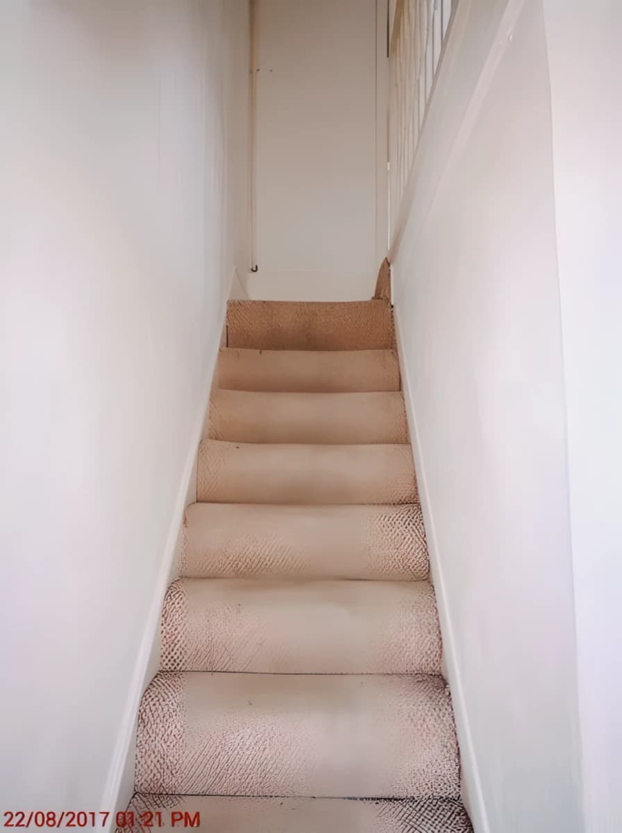 2 Bed Upper Maisonette Flat image