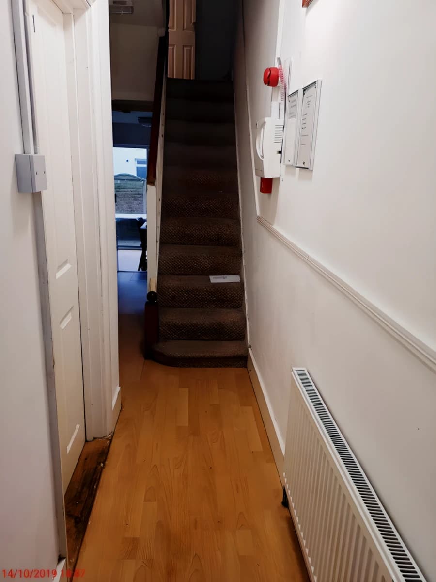 6 Bed Terraced HMO House image 4