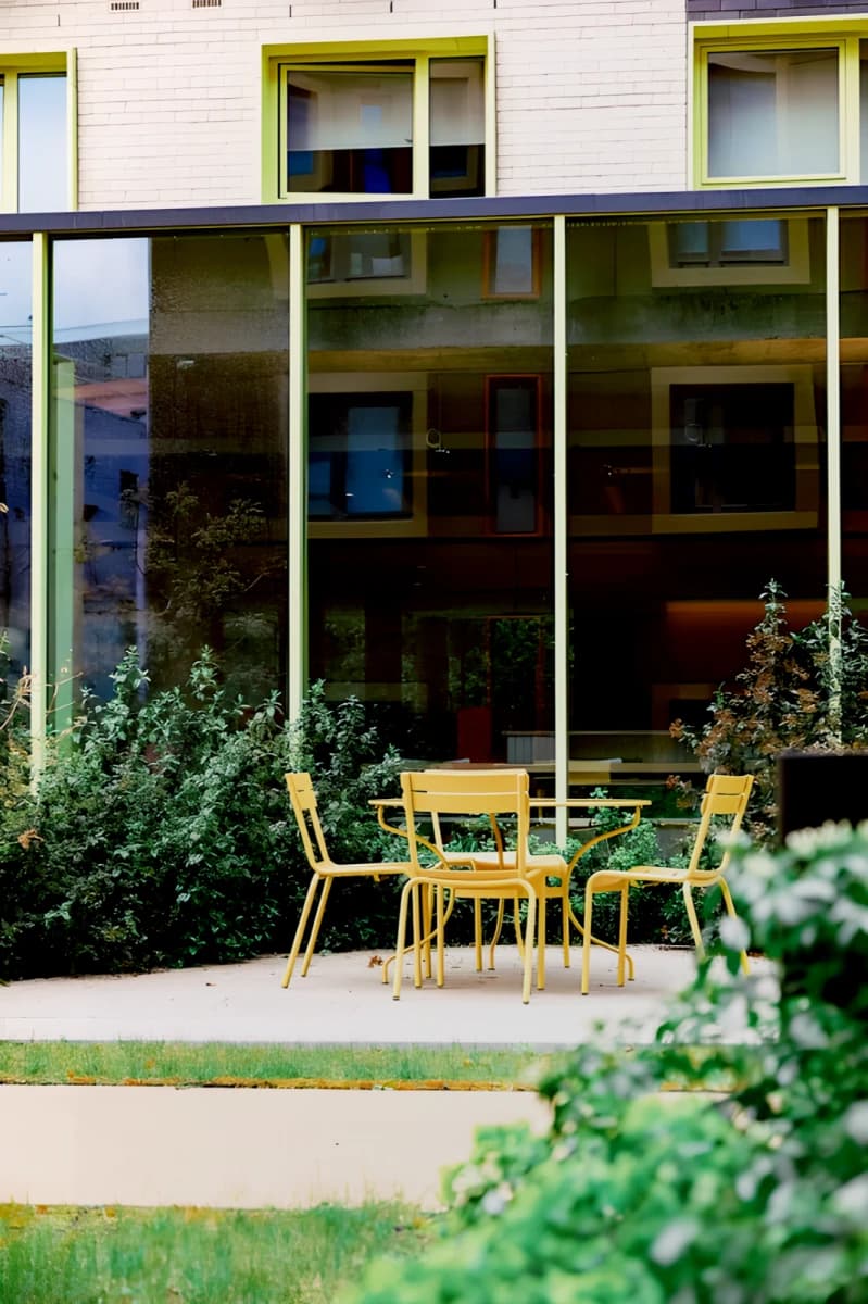 Outdoor Features