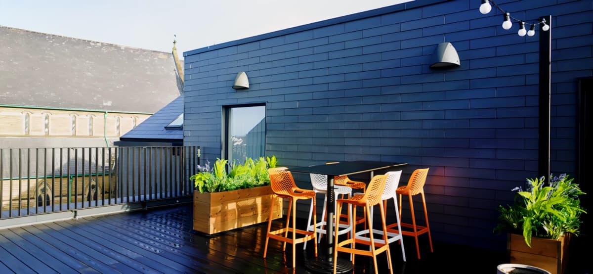 Outdoor Features