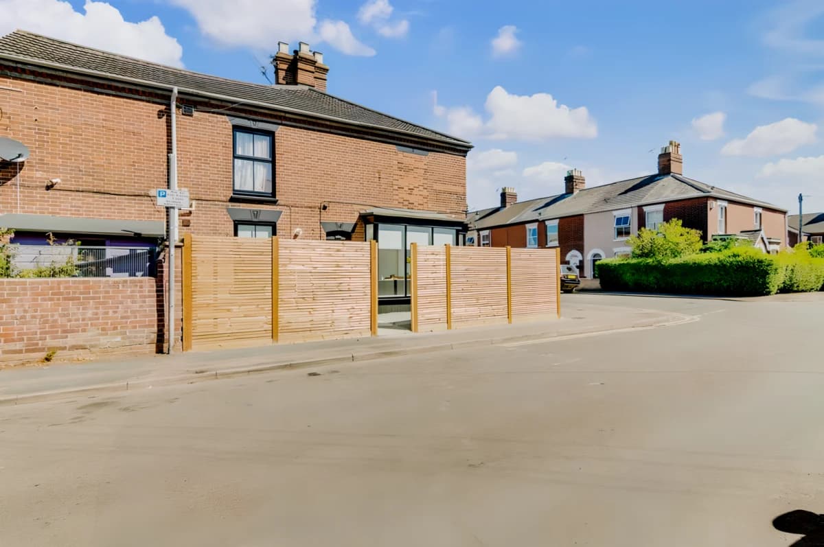 2 Cricket Ground Road