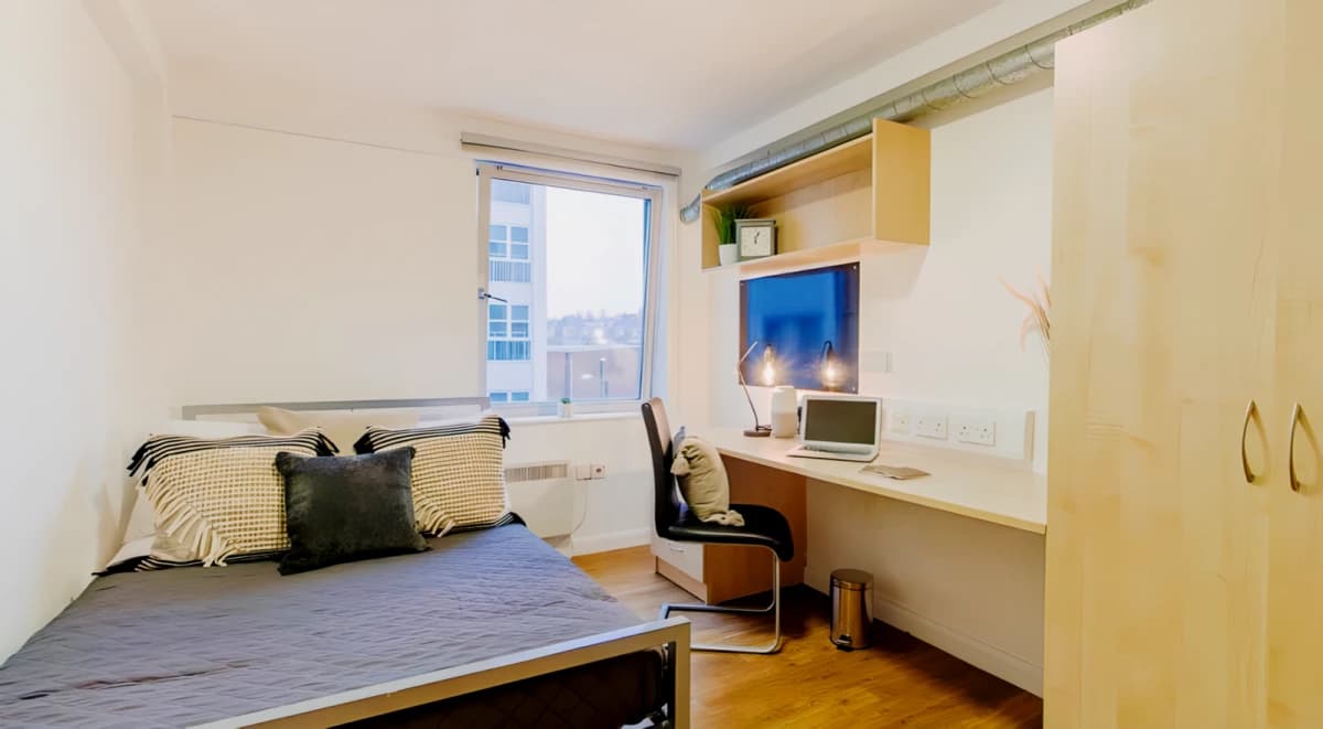 The Glasshouse image