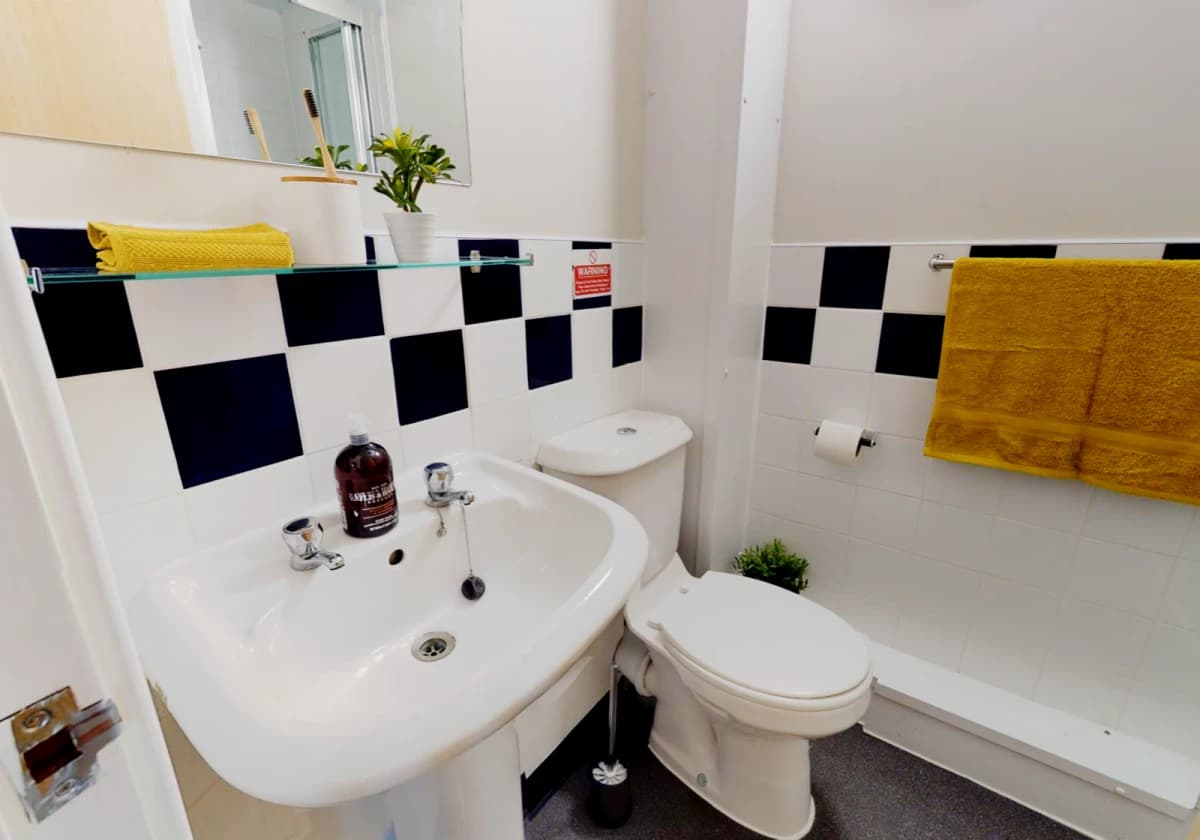 iQ Aspley House image