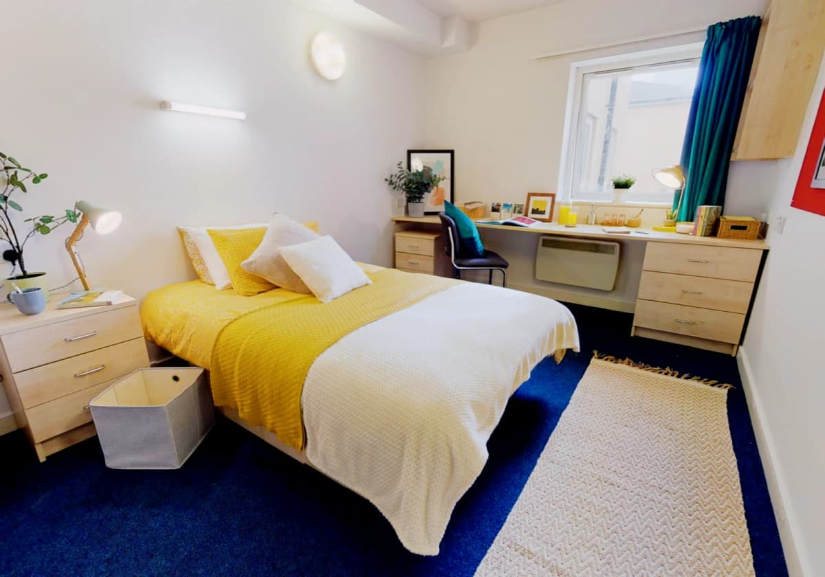 iQ Aspley House image