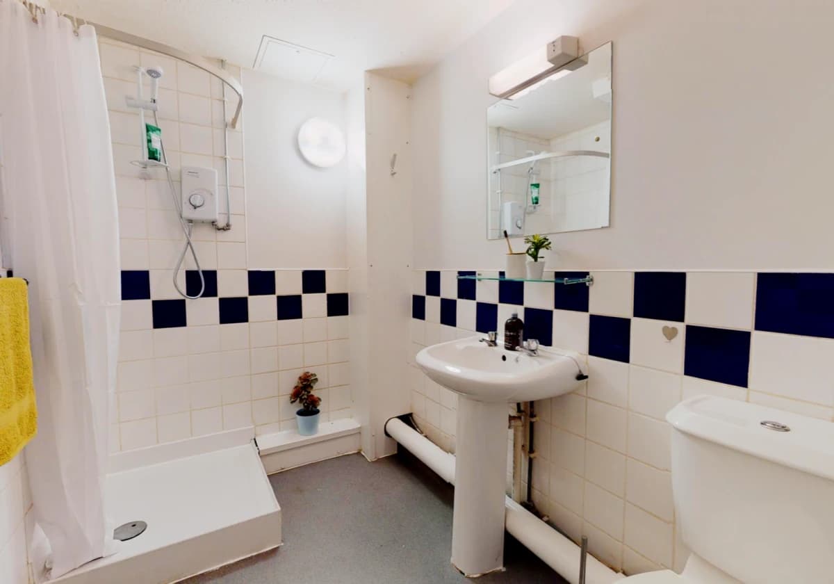 iQ Aspley House image