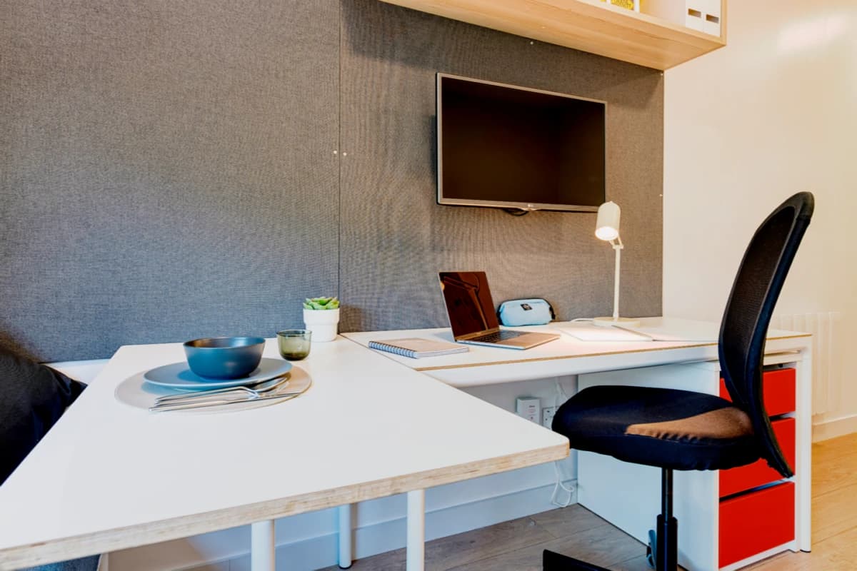 Premium Studio