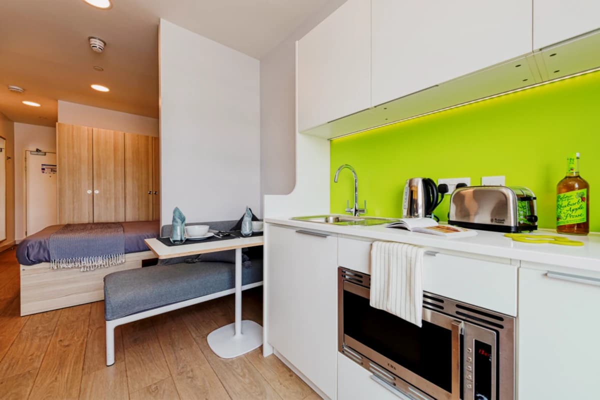 Luxury Plus Studio