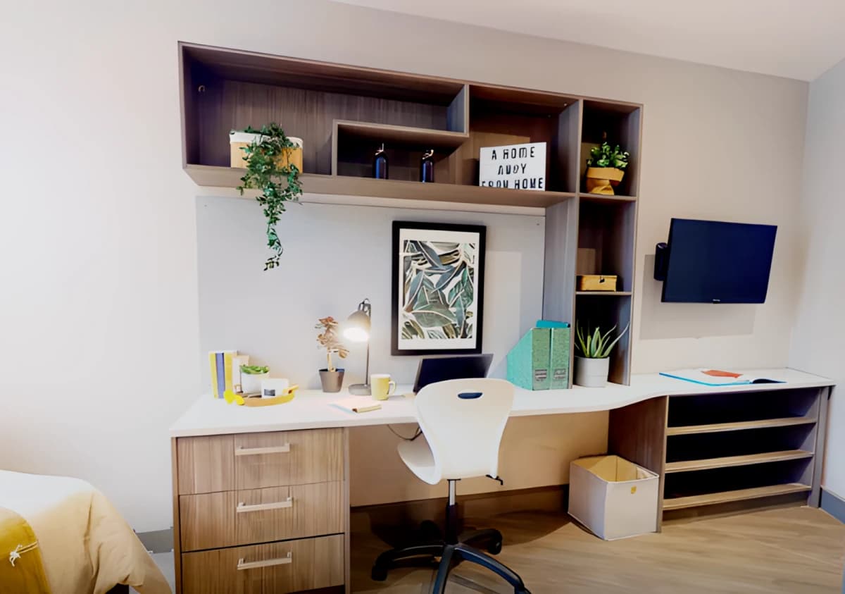 iQ Water Lane House image