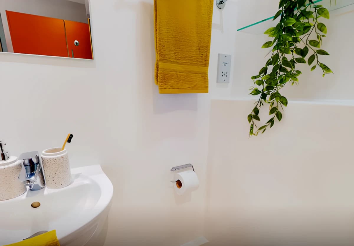 iQ Water Lane House image